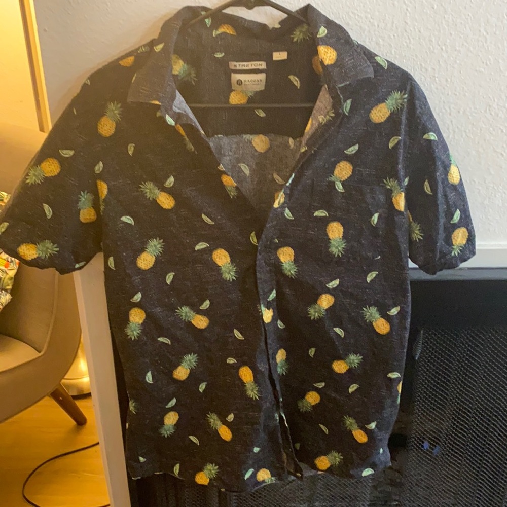 Pineapple button down short sleeve